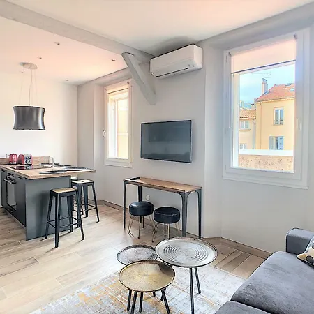 Apartment 10florian Cannes